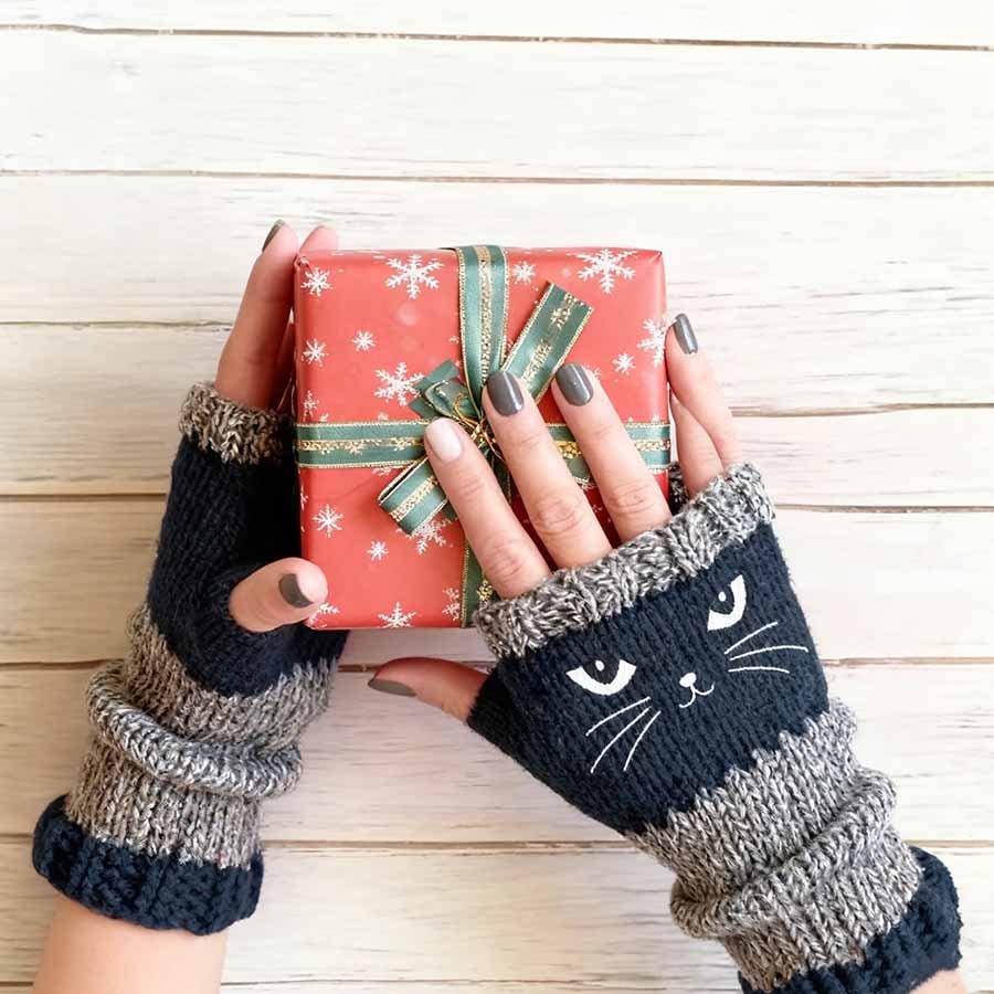 🔥Achetez-en 2, la livraison est gratuite🐱55 % de réduction🧶Gants sans doigts en tricot à broderie de chat mignonne