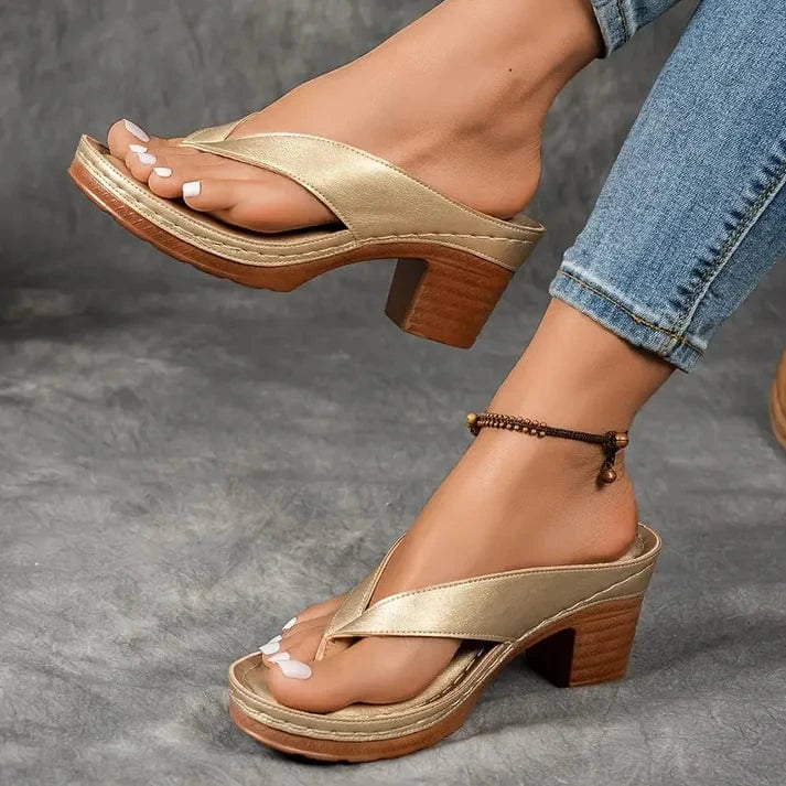 Sandales orthopédiques à talon