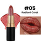 La oferta especial de hoy: Compra 1 y llévate 1 gratis 💋 Barra de labios con brillo, impermeable e hidratante.